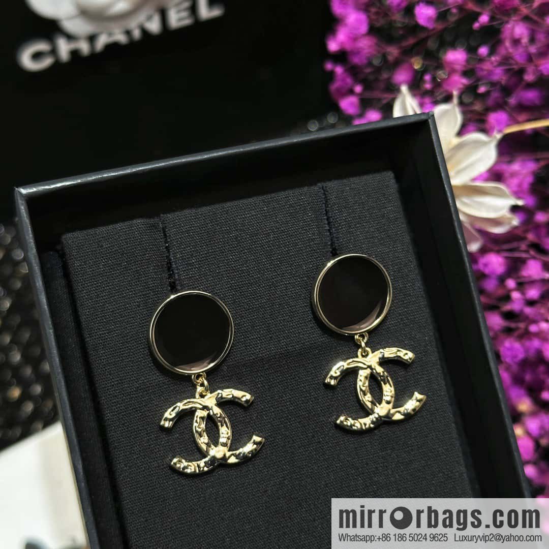 ☀️New ☑️ Chanel C2 double c round oil stud earrings