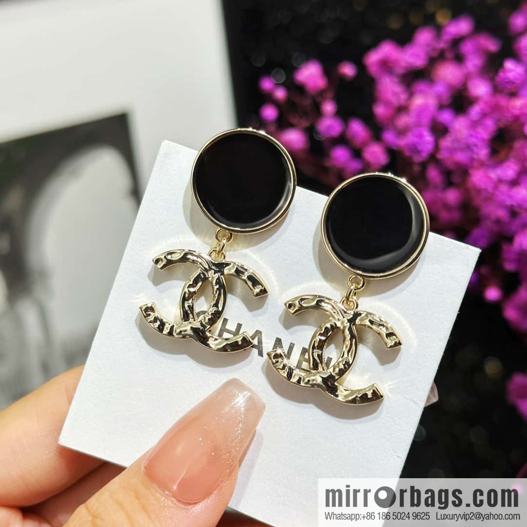 ☀️New ☑️ Chanel C2 double c round oil stud earrings