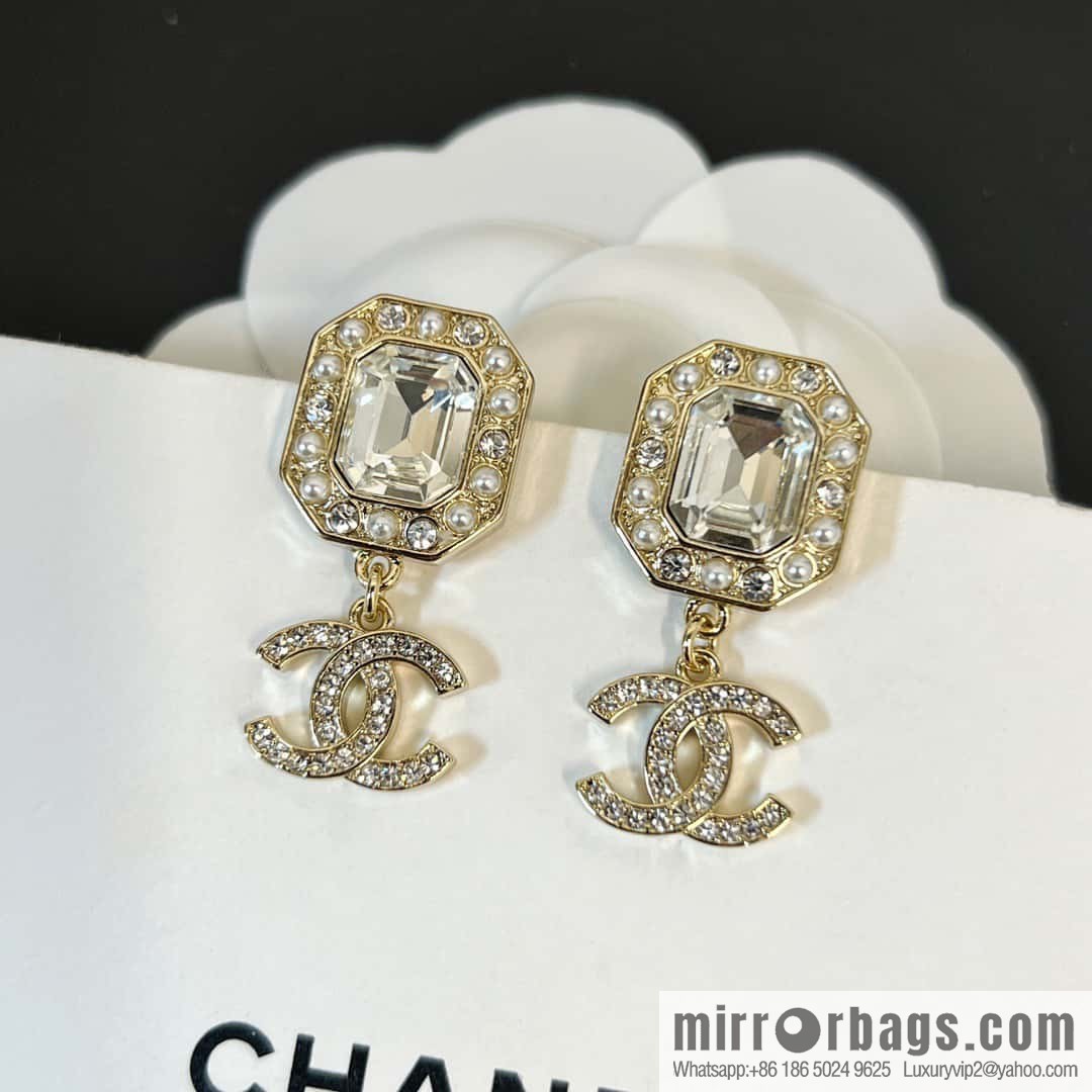 ☀️New ☑️ Chanel C2 double c octagon diamond stud earrings ☀️