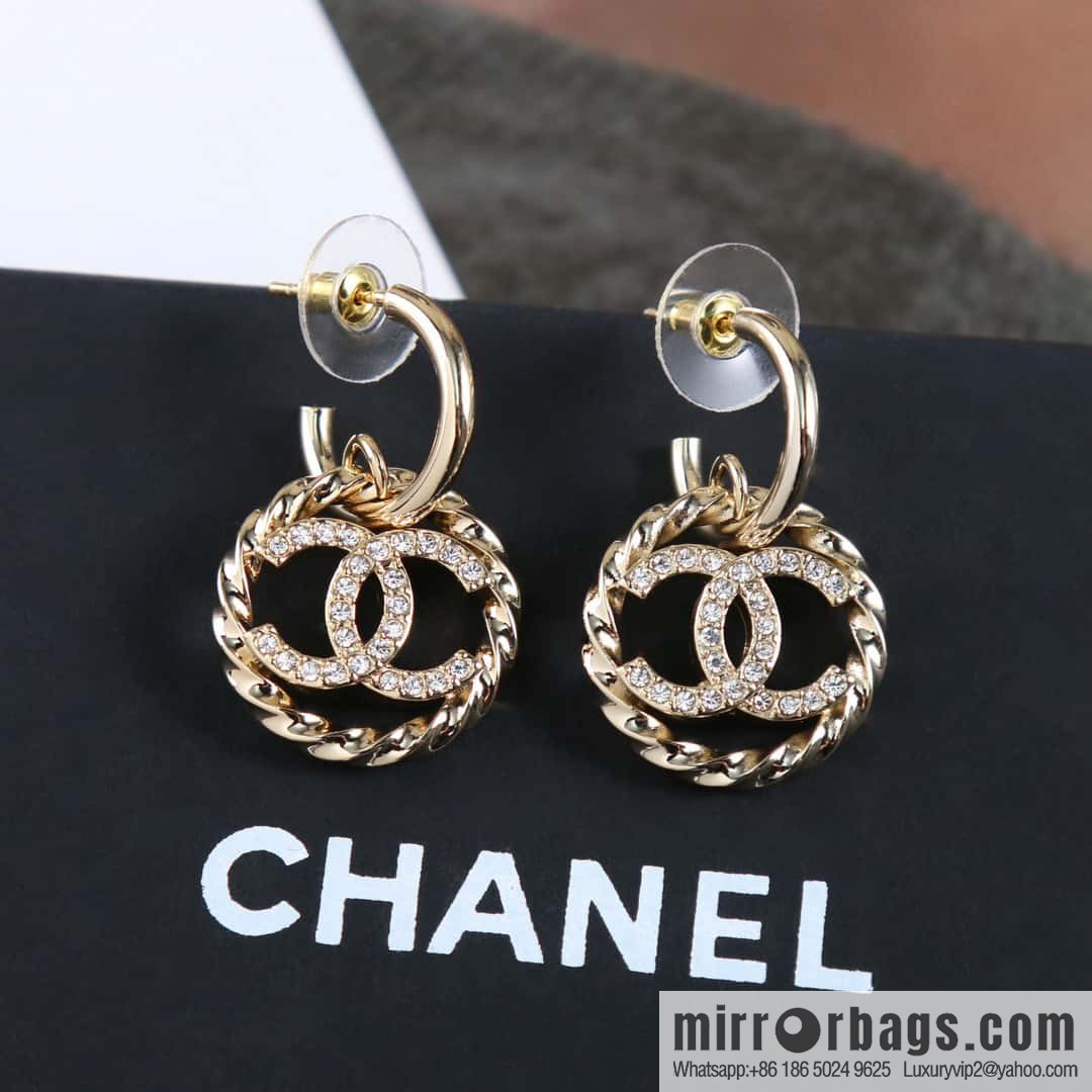 ☀️New ☑️ Chanel C2 hollow full diamond round double c stud earrings ☀️