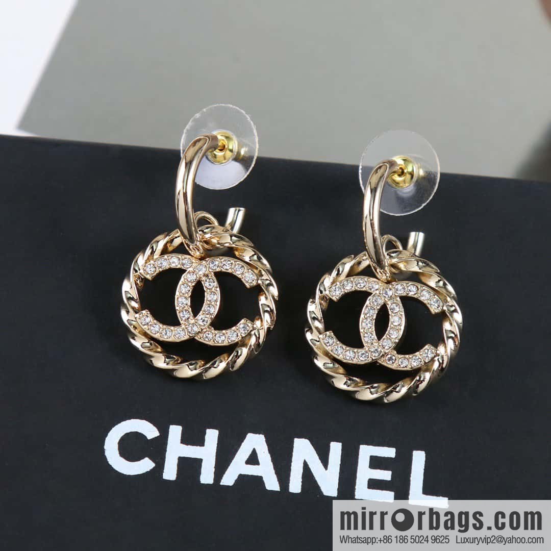 ☀️New ☑️ Chanel C2 hollow full diamond round double c stud earrings ☀️