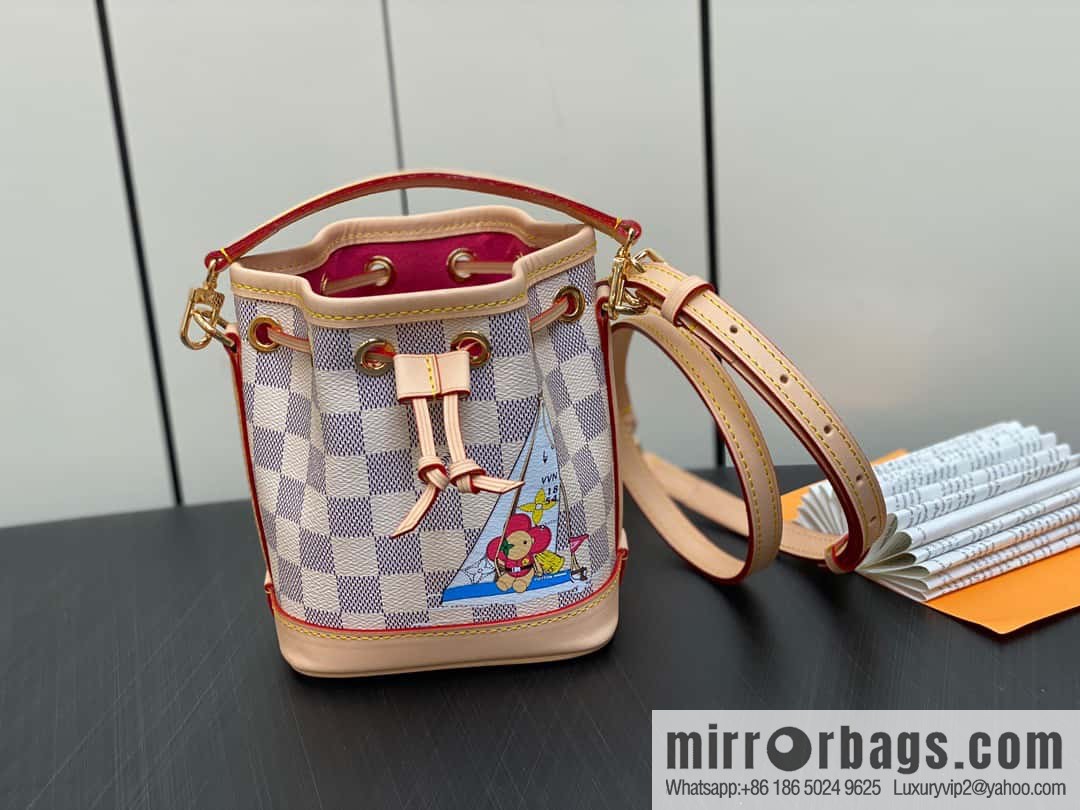 [Boutique‑grade] N40511 white grid silk screen printing, Christmas tote bag series NANO NOE handbag, this Nano Noé handbag