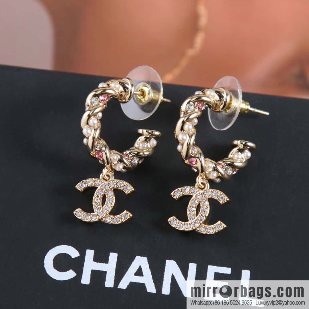 ☀️New ☑️ Chanel C2 double c twist pink diamond pearl stud earrings