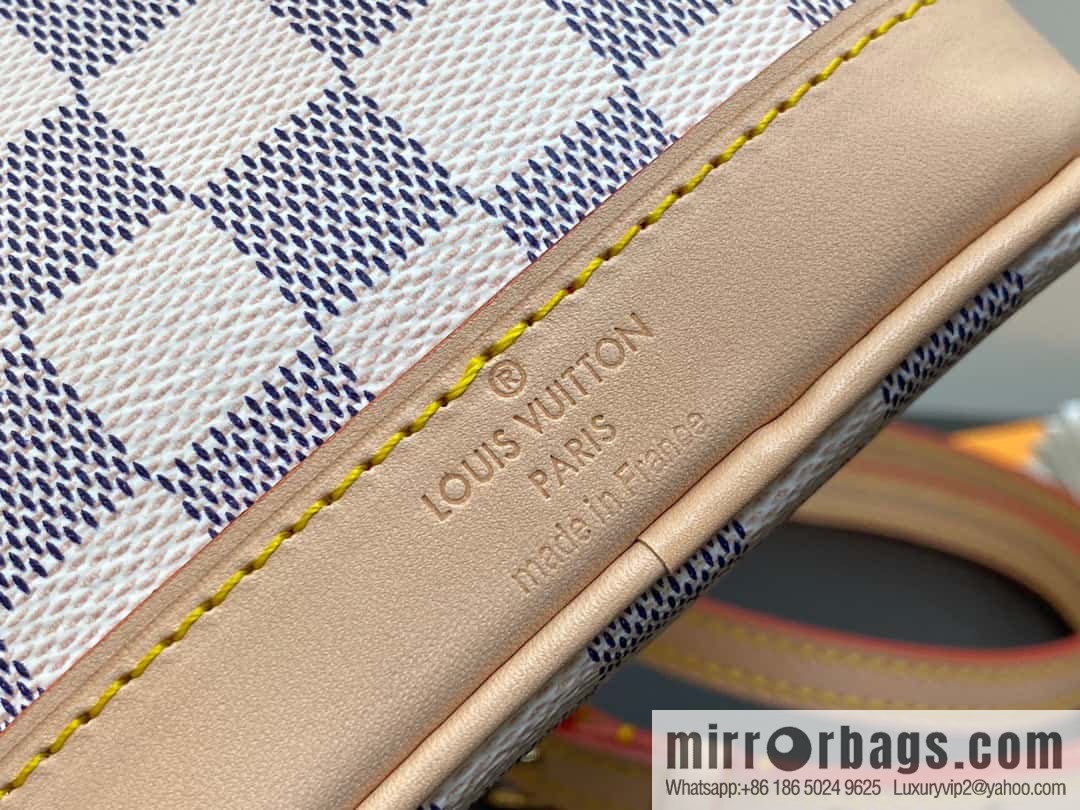 [Boutique‑grade] N40511 white grid silk screen printing, Christmas tote bag series NANO NOE handbag, this Nano Noé handbag
