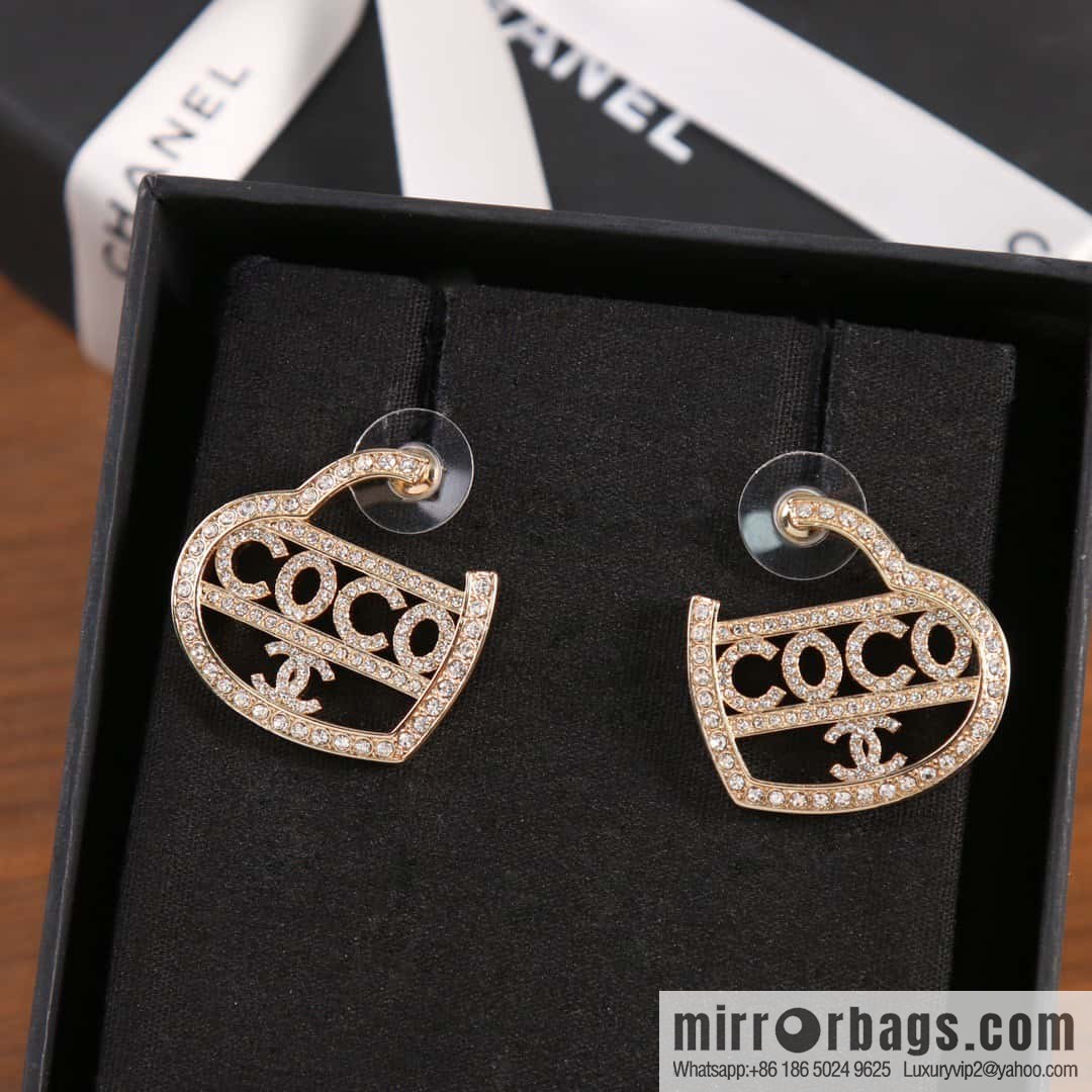 ☀️New ☑️ Chanel C1 full diamond coco peach heart love stud earrings