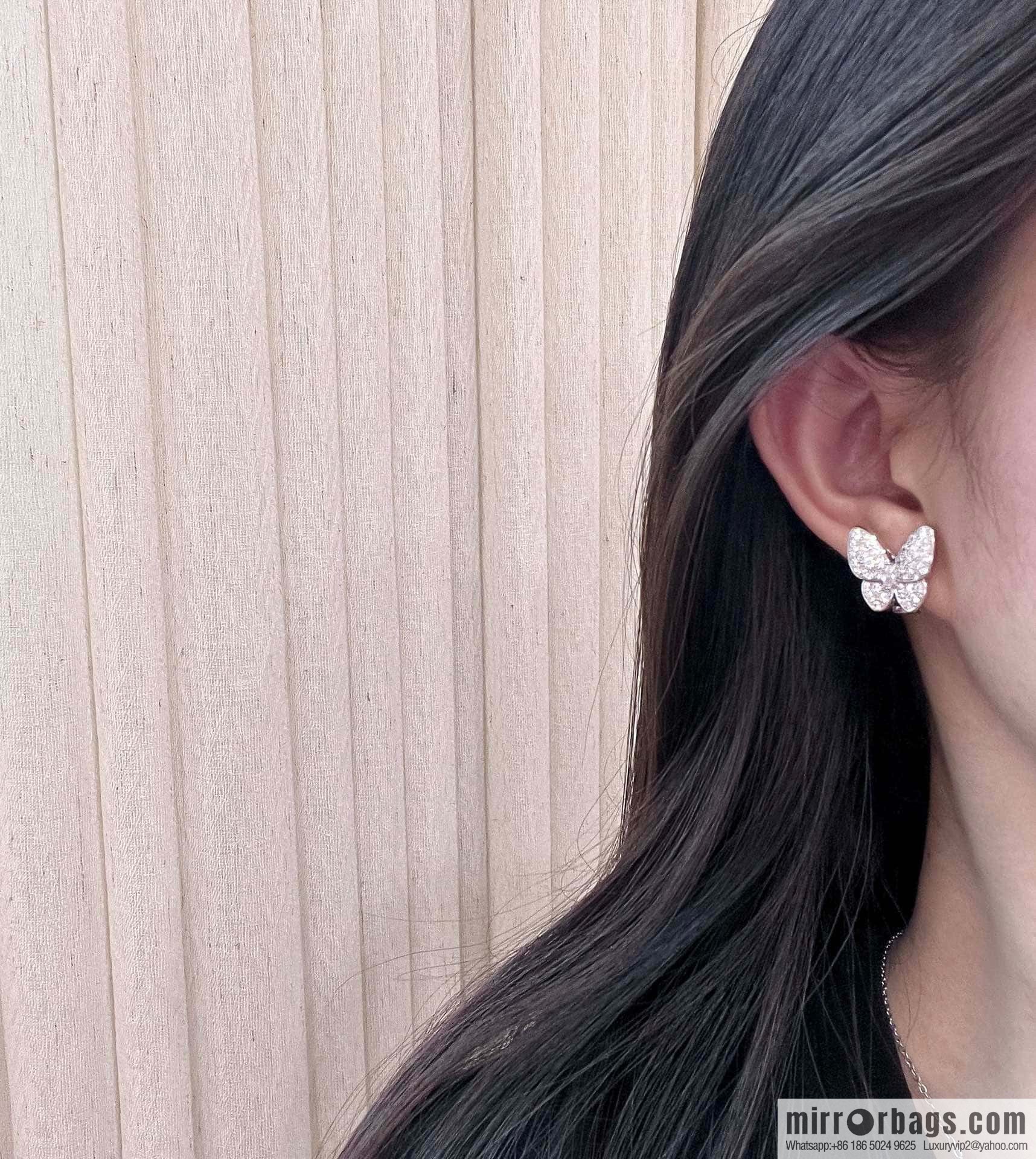 ❗️New ❗️ ☀️ Original ☀️ Van Cleef & Arpels Two Butterfly Full Diamond Butterfly, Earrings Ear Shot  ☀