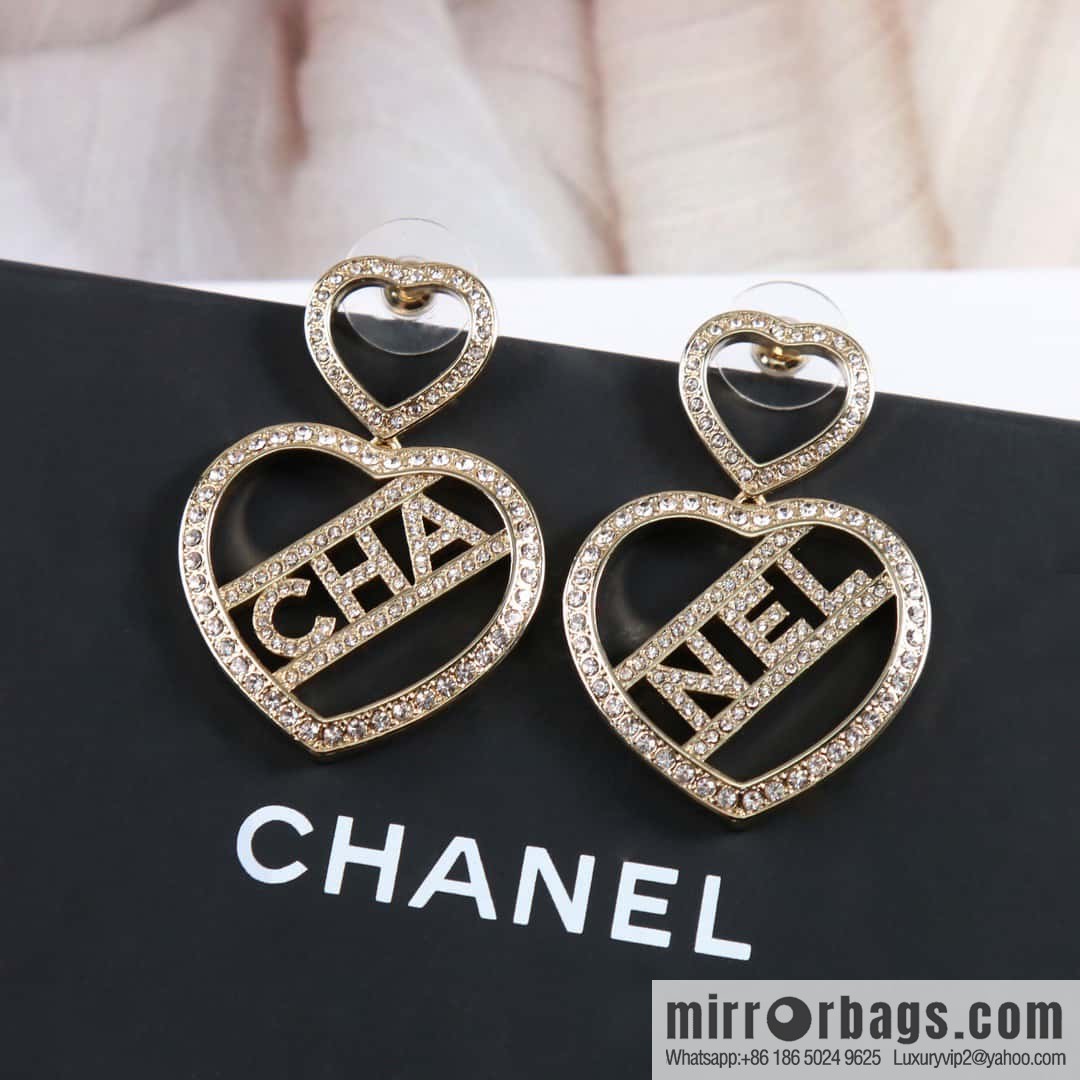 ☀️New ☑️ Chanel C2 double peach heart love hollow full diamond stud earrings