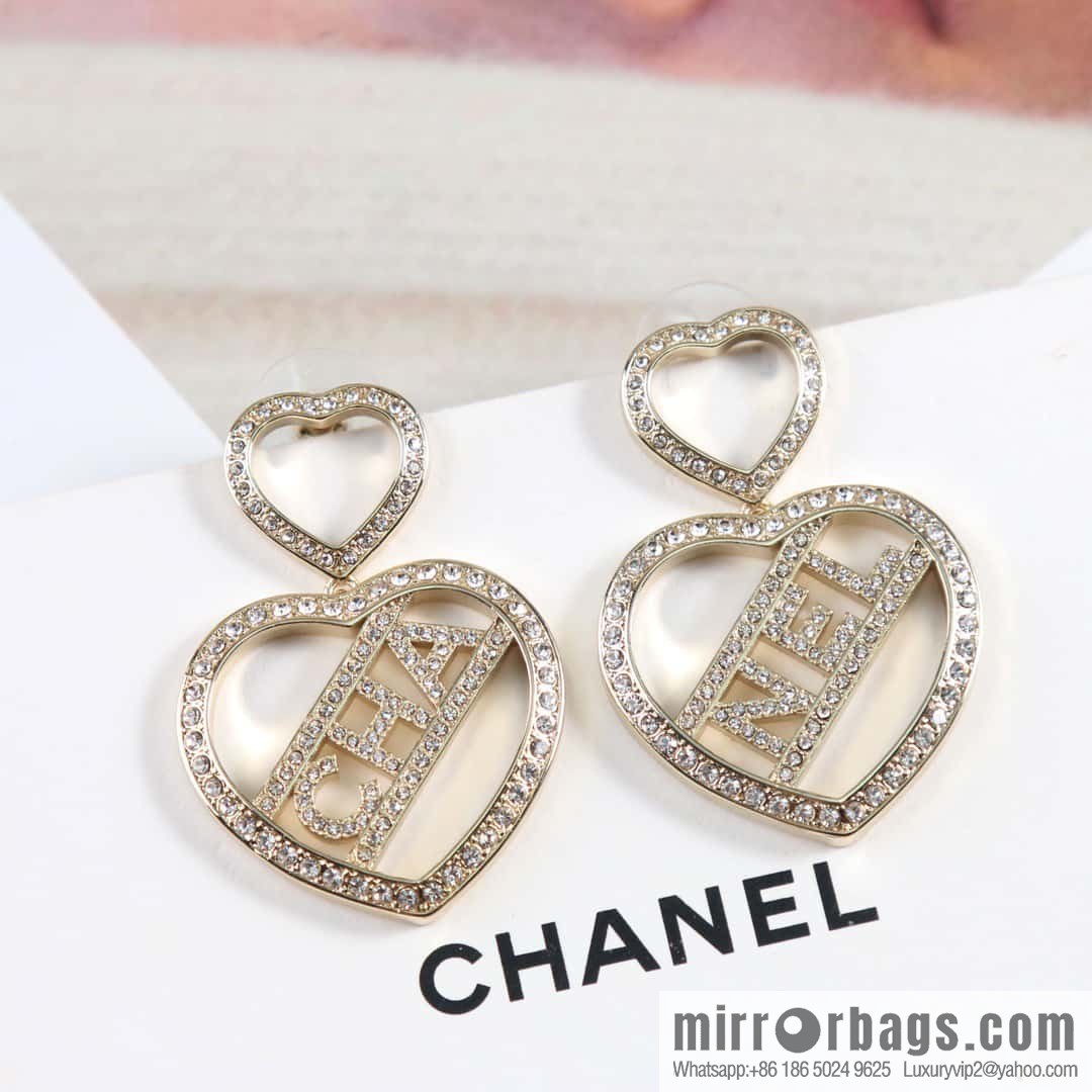 ☀️New ☑️ Chanel C2 double peach heart love hollow full diamond stud earrings