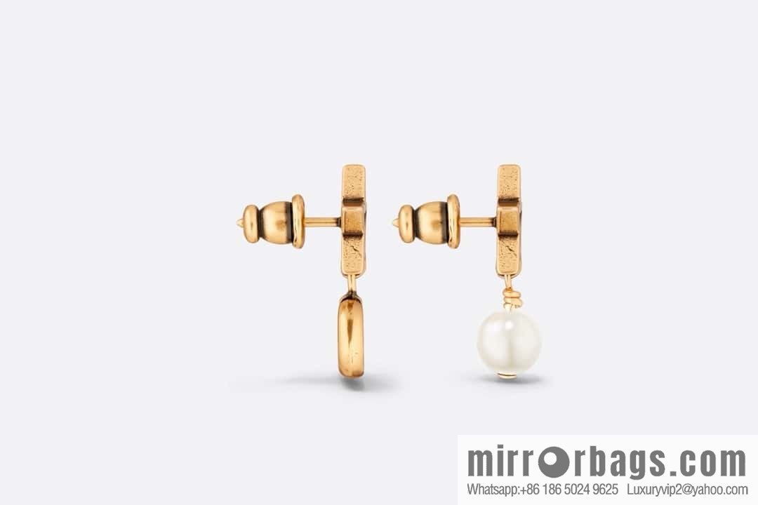 New ☑️ Dior peach heart love CD pearl asymmetrical stud earrings