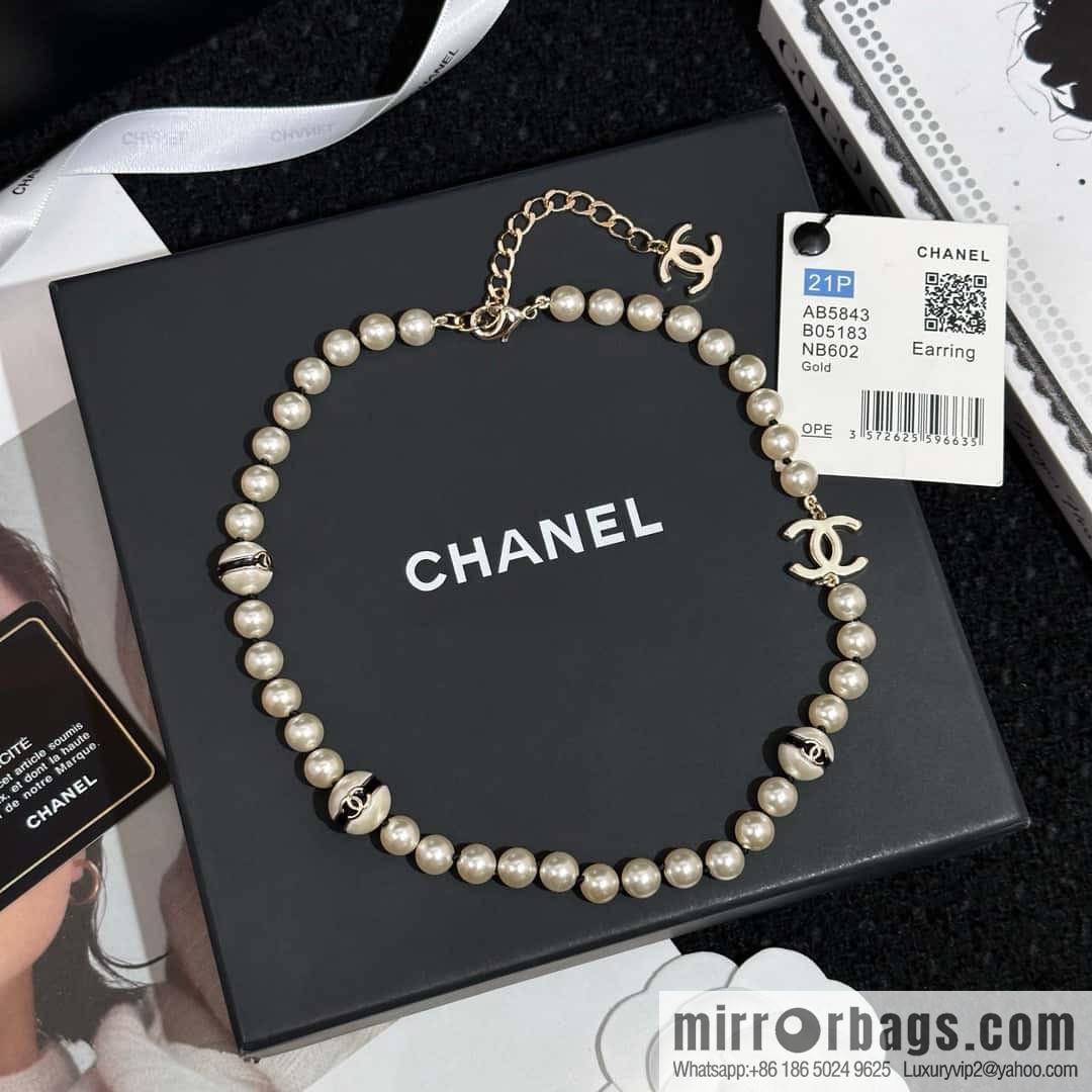 ❗️New ❗️ Chanel necklace ☀️ new ☑️ Chanel double c pearl necklace ☀️