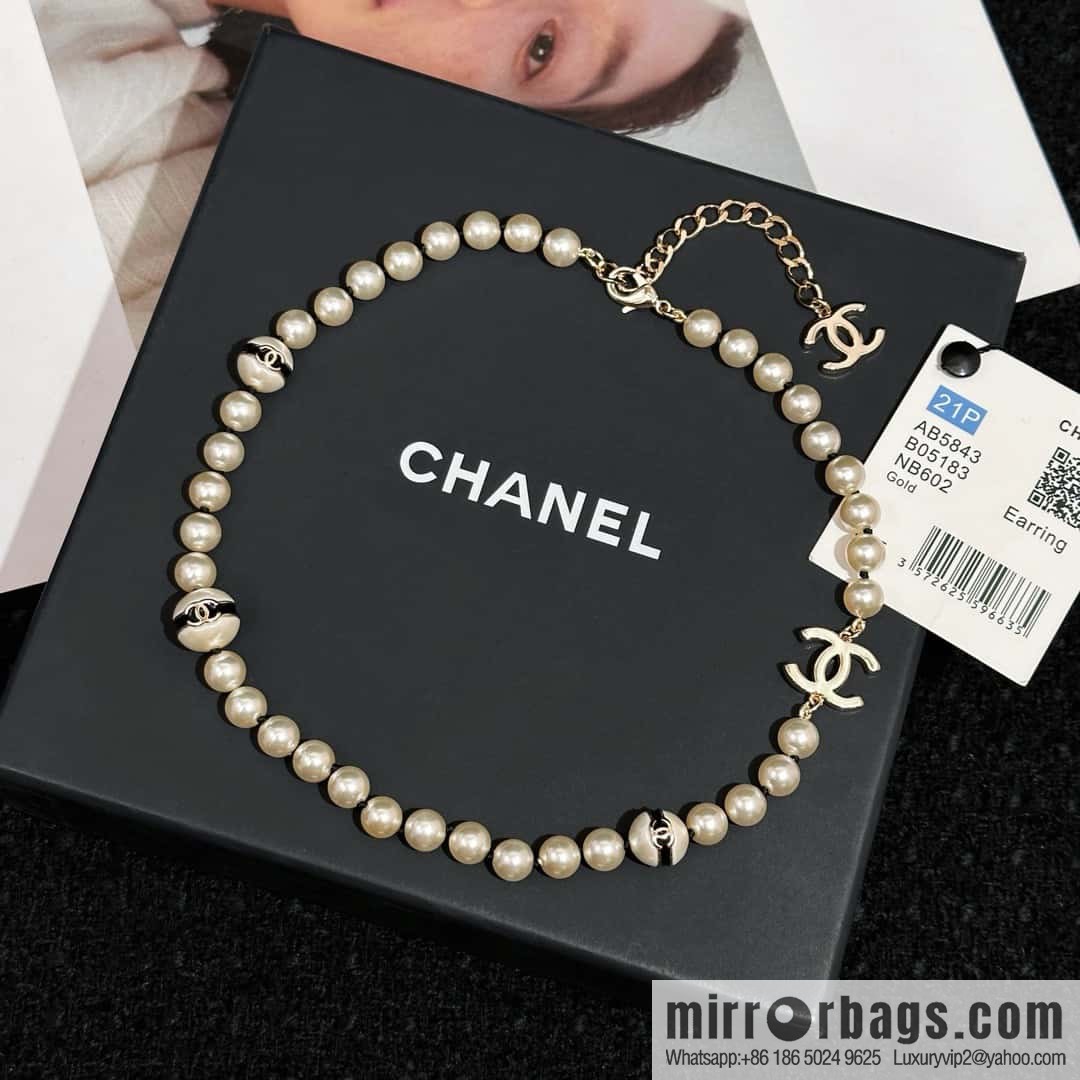 ❗️New ❗️ Chanel necklace ☀️ new ☑️ Chanel double c pearl necklace ☀️