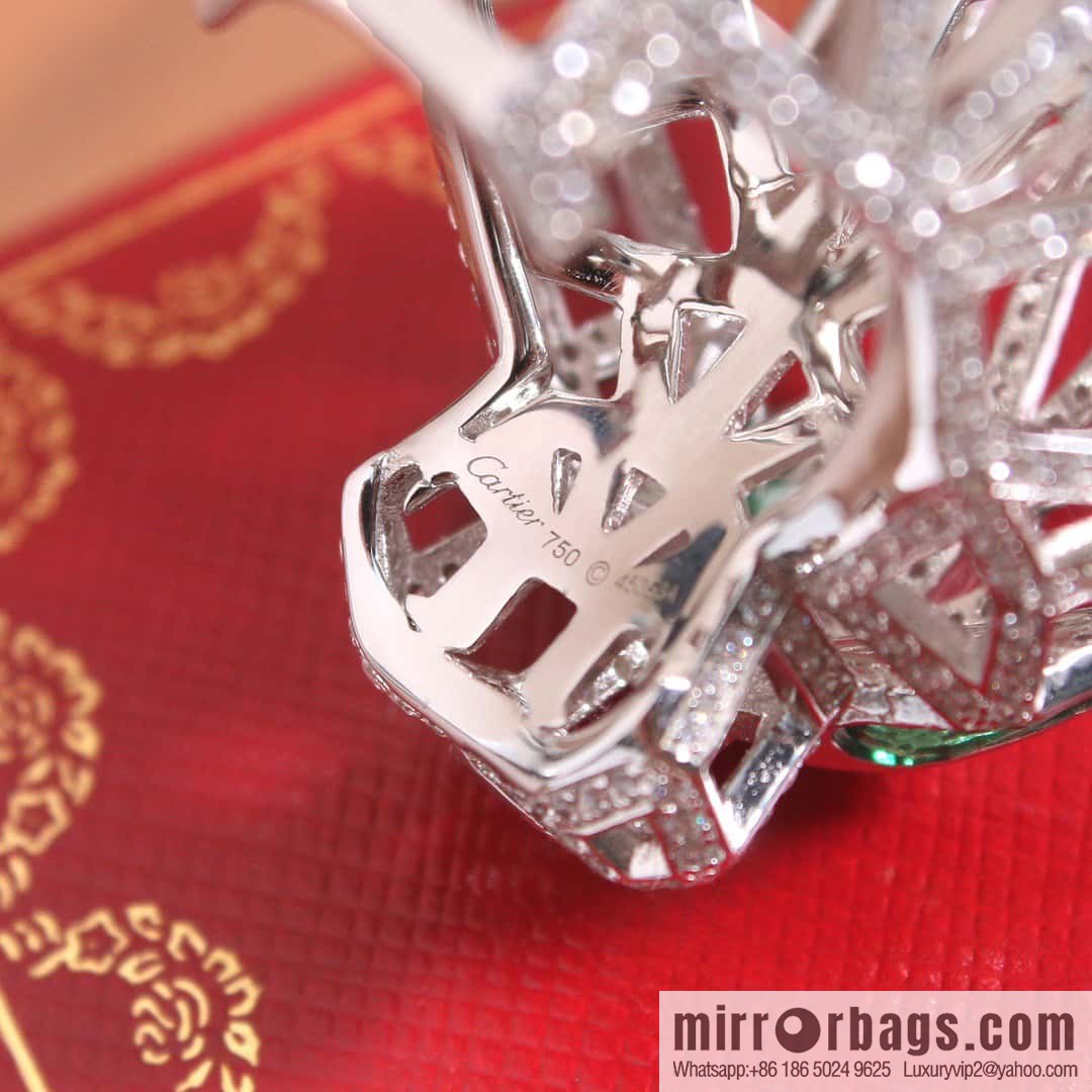 New ☑️ Cartier Cartier jungle series, hollow out full diamond tiger head ring