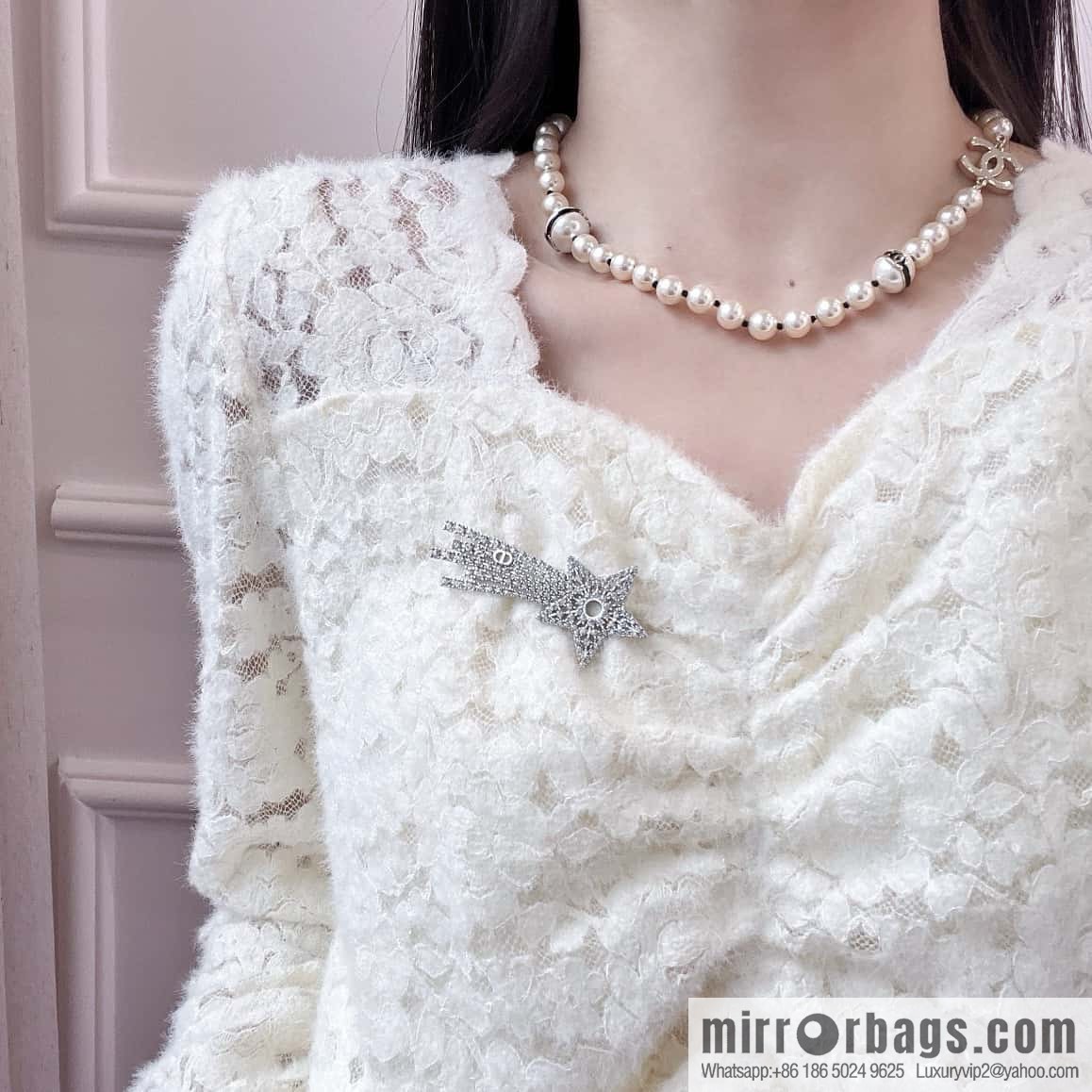 New ☑️ Dior full diamond pentagram comet brooch