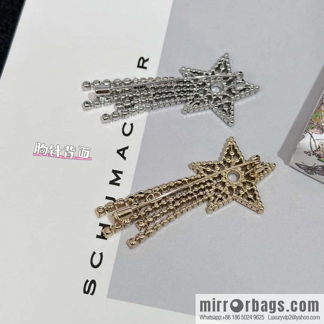 New ☑️ Dior full diamond pentagram comet brooch