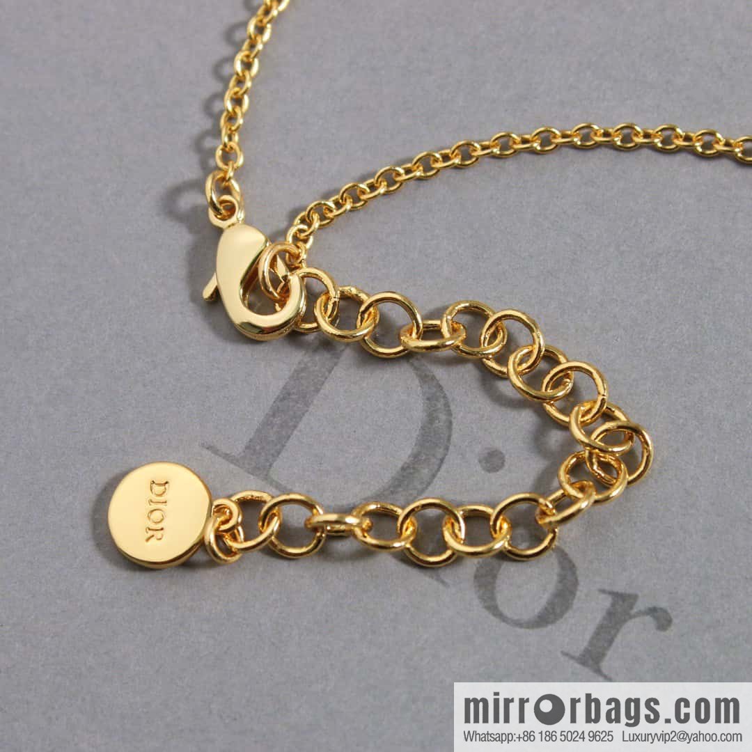 New ☑️ Dior gold CD fringed necklace