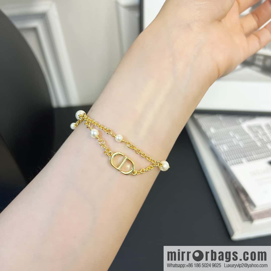 New ☑️ Dior gold CD fringed necklace, bracelet