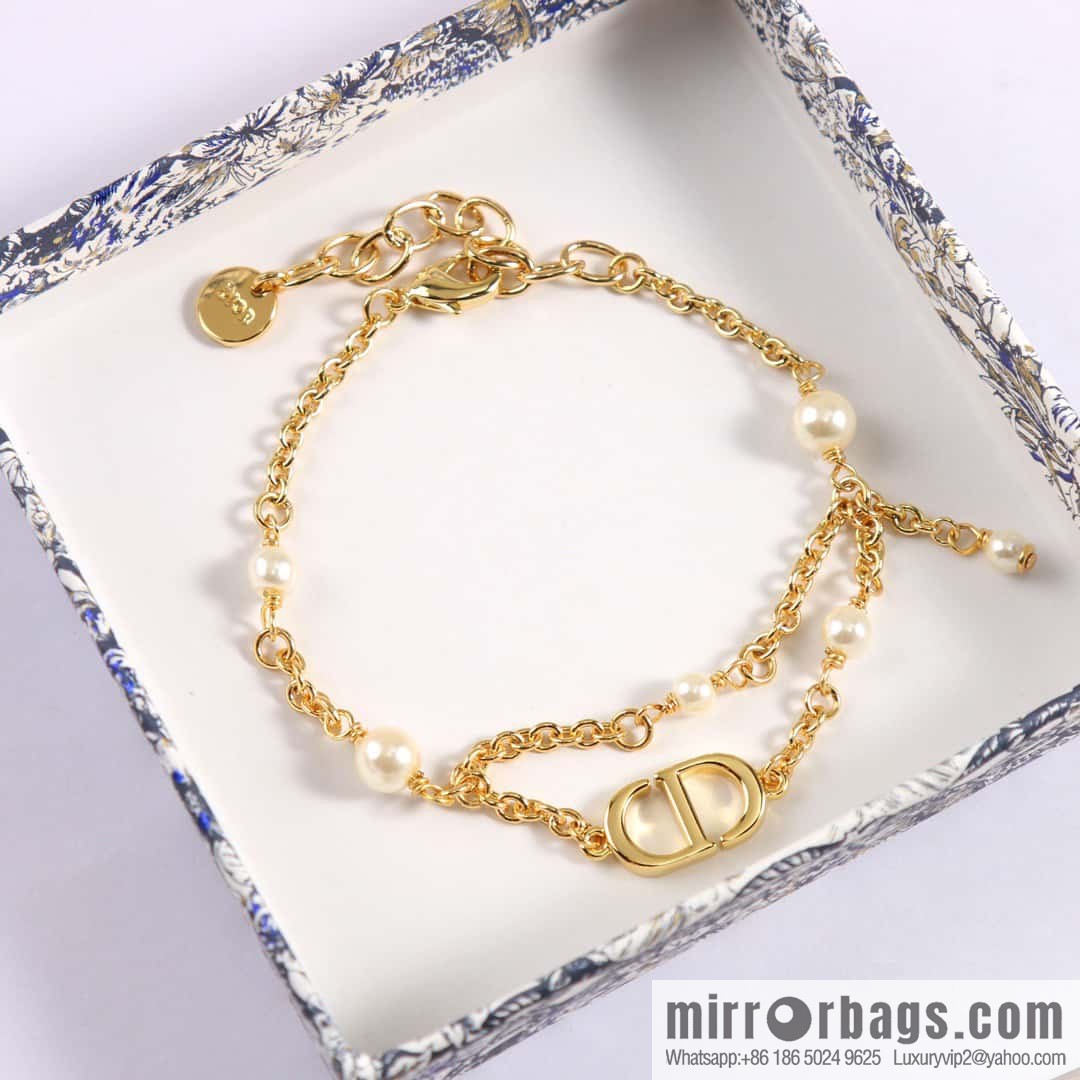 New ☑️ Dior gold CD fringed necklace, bracelet