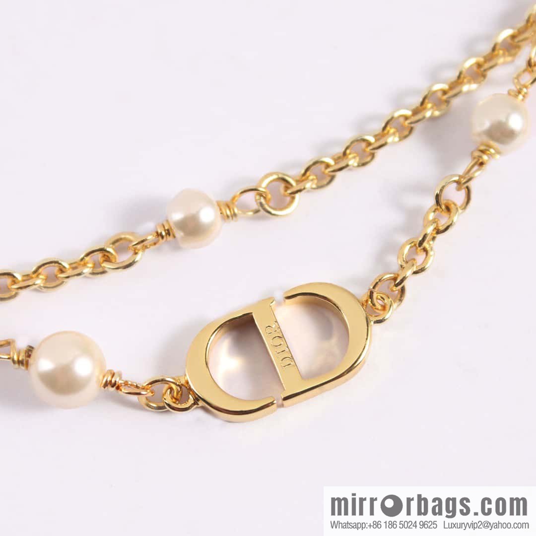 New ☑️ Dior gold CD fringed necklace, bracelet