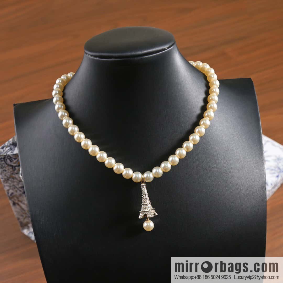 New ☑️ DIOR pearl Eiffel Tower necklace