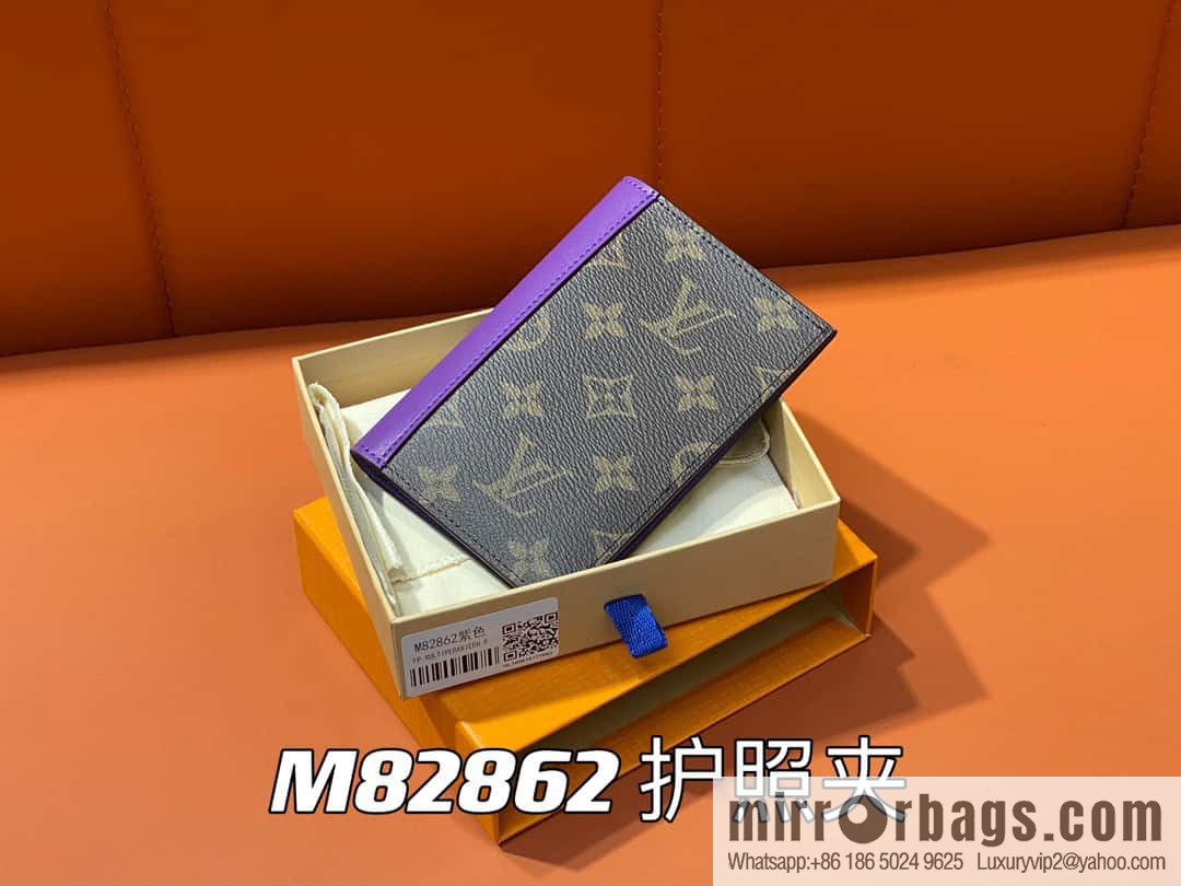 [Premium‑quality] M82862 monogram purple, passport holder wallet series, passport protective cover