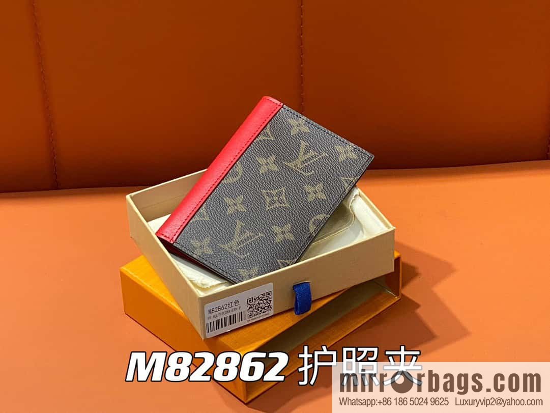 [Premium‑quality] M82862 monogram red, passport holder wallet series, passport protective cover