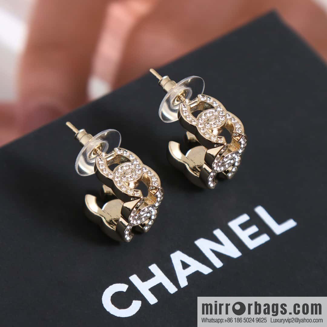 ☀️New ☑️ Chanel C1 double c square full diamond dice stud earrings ☀️