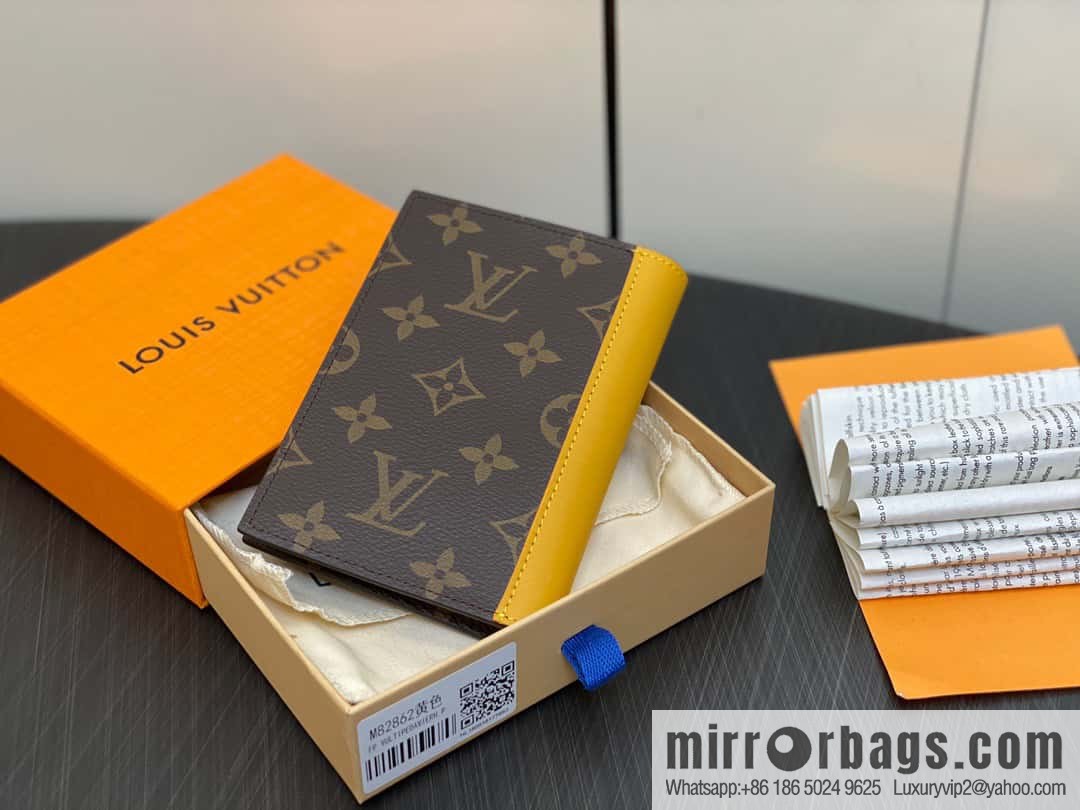 [Premium‑quality] M82862 monogram yellow, passport holder wallet series, passport protective cover