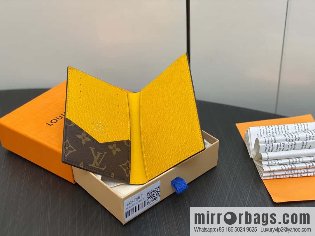[Premium‑quality] M82862 monogram yellow, passport holder wallet series, passport protective cover