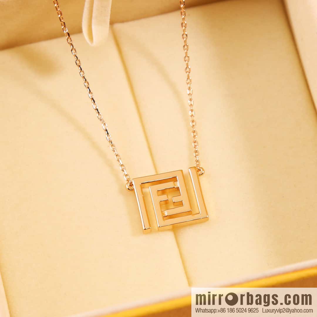 ☀New FENDI Fendi Double F Necklace ☀