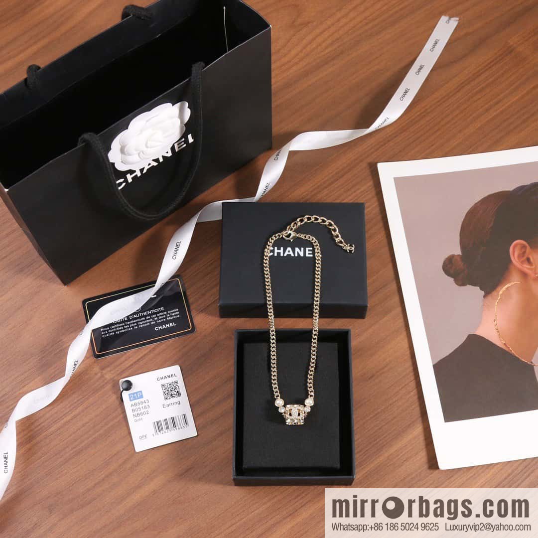 ☀️New ☑️ Chanel Double C Square Full Diamond Dice Necklace ☀️