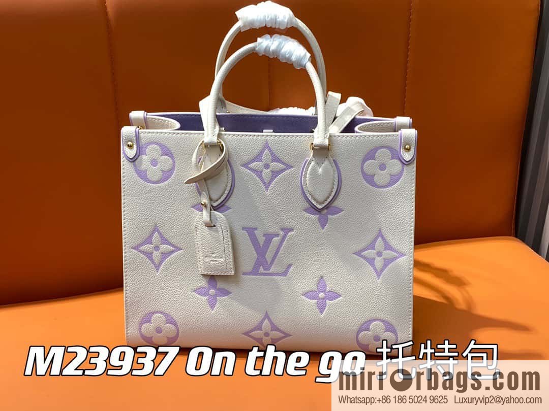 [Boutique‑grade] M23937 taro milk tea purple M45595 full leather square bag series On the go tote bag