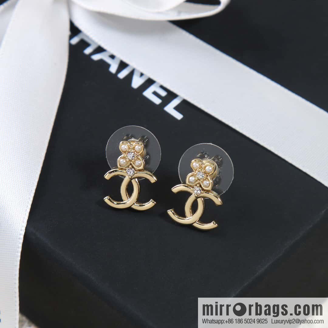 ☀️New ☑️ chanel c2 double c four-leaf clover flower pearl stud earrings ☀️
