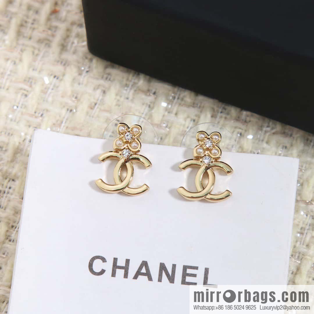 ☀️New ☑️ chanel c2 double c four-leaf clover flower pearl stud earrings ☀️