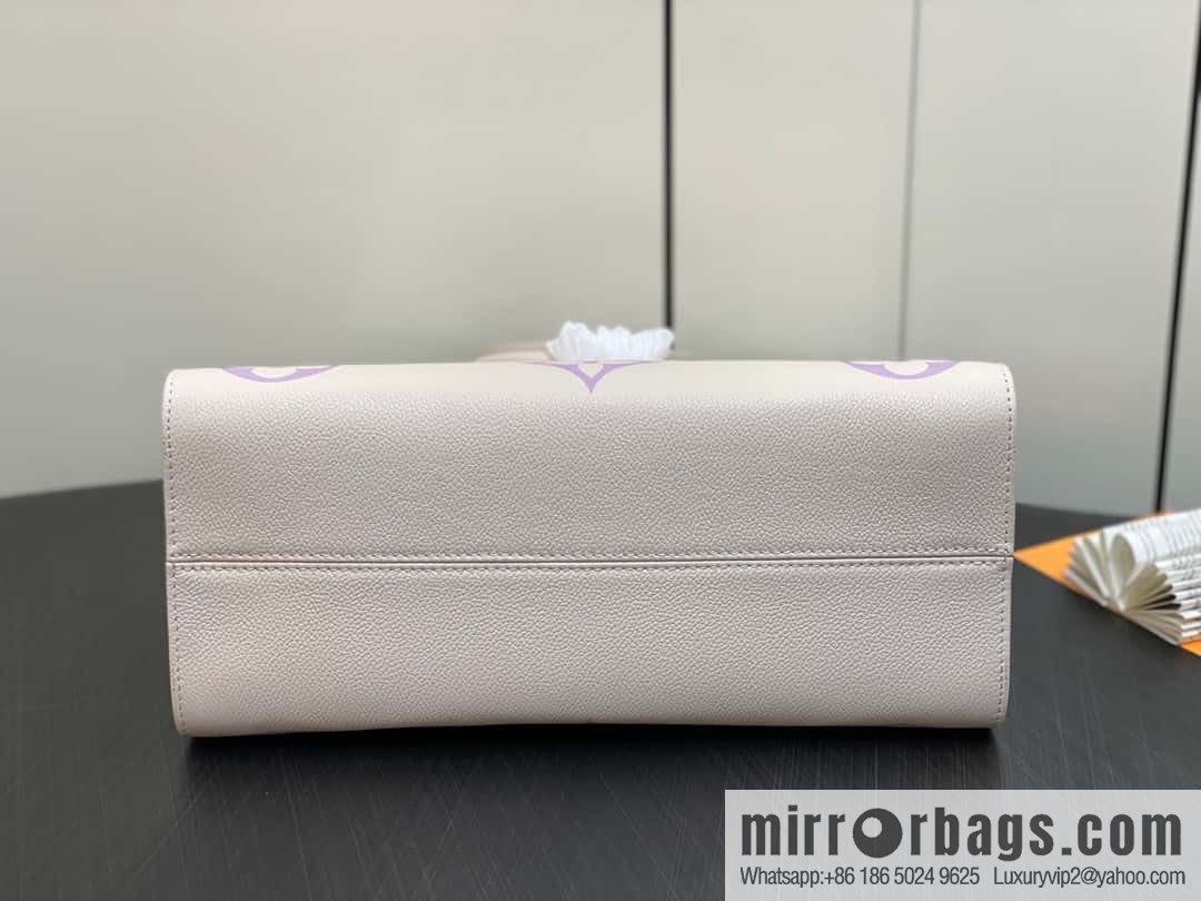 [Boutique‑grade] M23937 taro milk tea purple M45595 full leather square bag series On the go tote bag