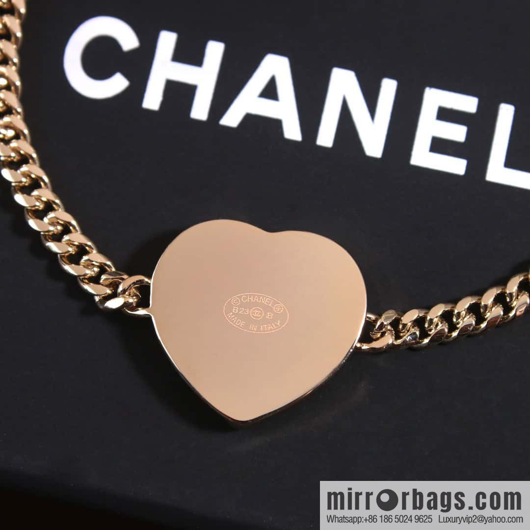 ☀️New ☑️ Chanel double c peach heart love coco necklace ☀️