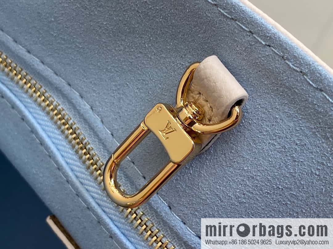[Boutique‑grade] M45653 blueberry milk M46833 M46569 full leather square bag series, this OnTheGo small handbag.