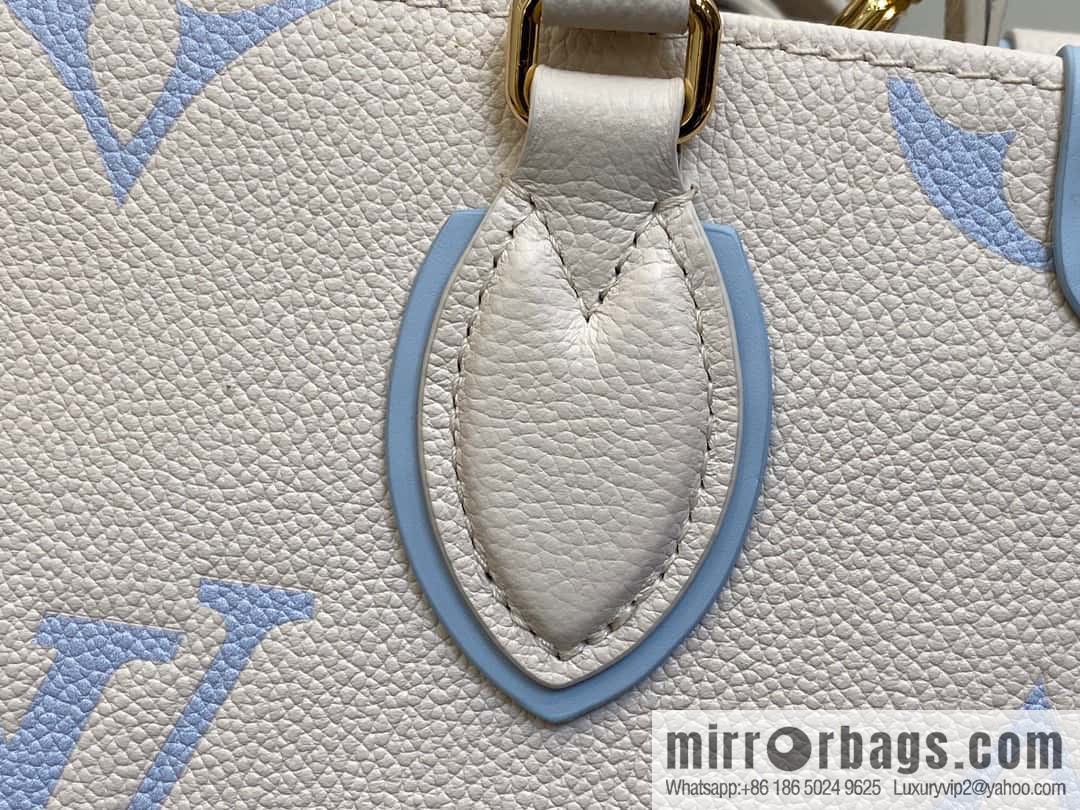 [Boutique‑grade] M45653 blueberry milk M46833 M46569 full leather square bag series, this OnTheGo small handbag.