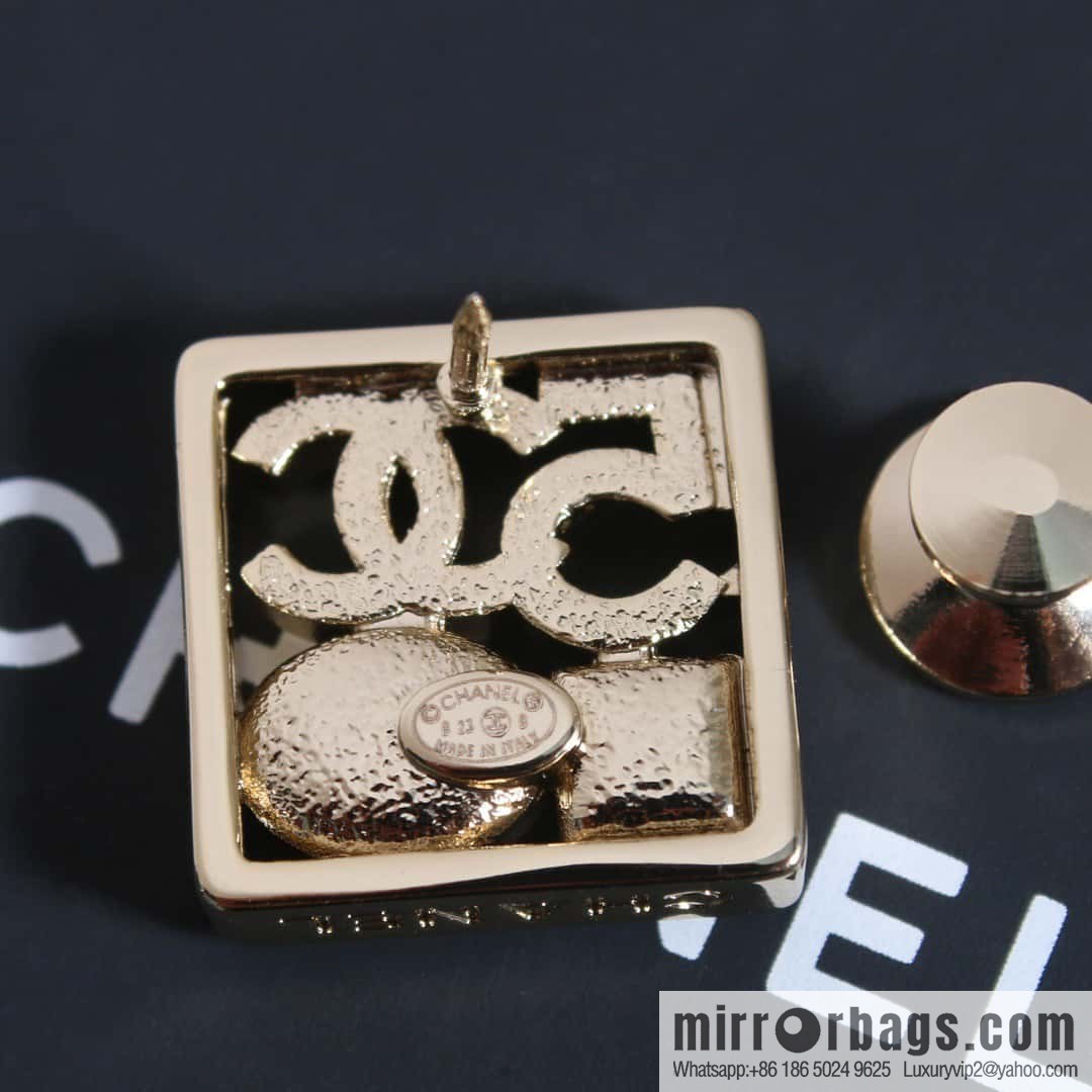 [Three in one] ☀️ new ☑️ Chanel double c bag square diamond three-piece brooch ☀️