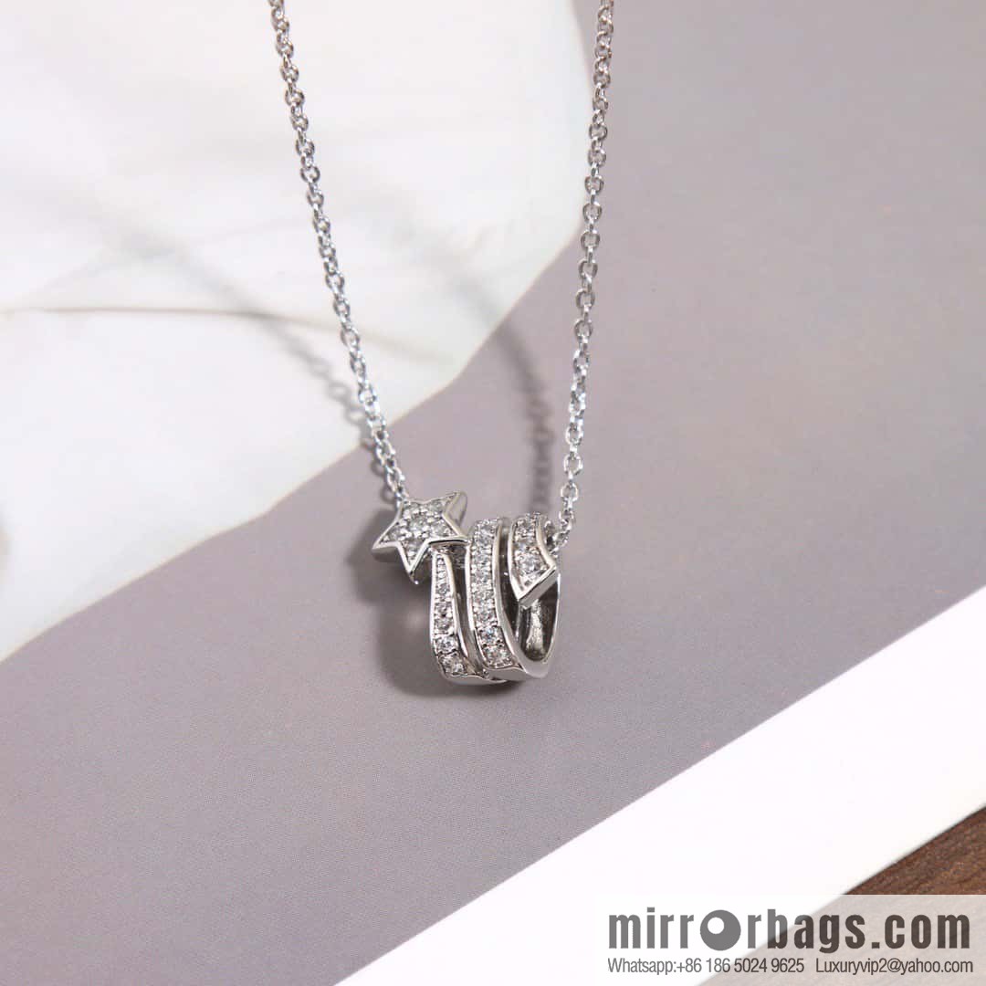 New ☑️ Chanel full diamond comet necklace