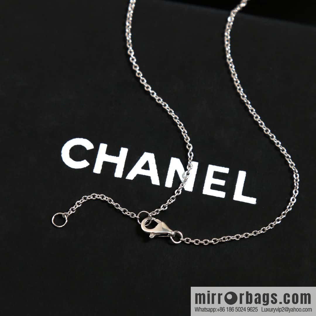 New ☑️ Chanel full diamond comet necklace