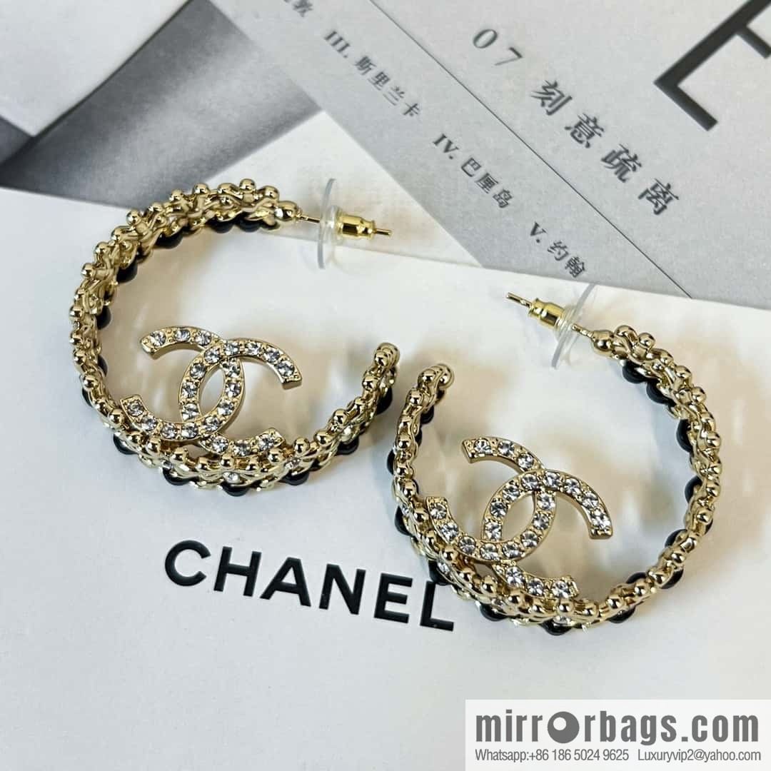 ☀️New ☑️ Chanel semi-round double c black leather rope flower stud earrings ☀️