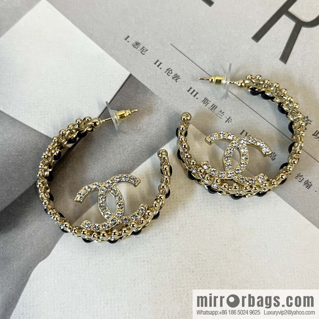 ☀️New ☑️ Chanel semi-round double c black leather rope flower stud earrings ☀️