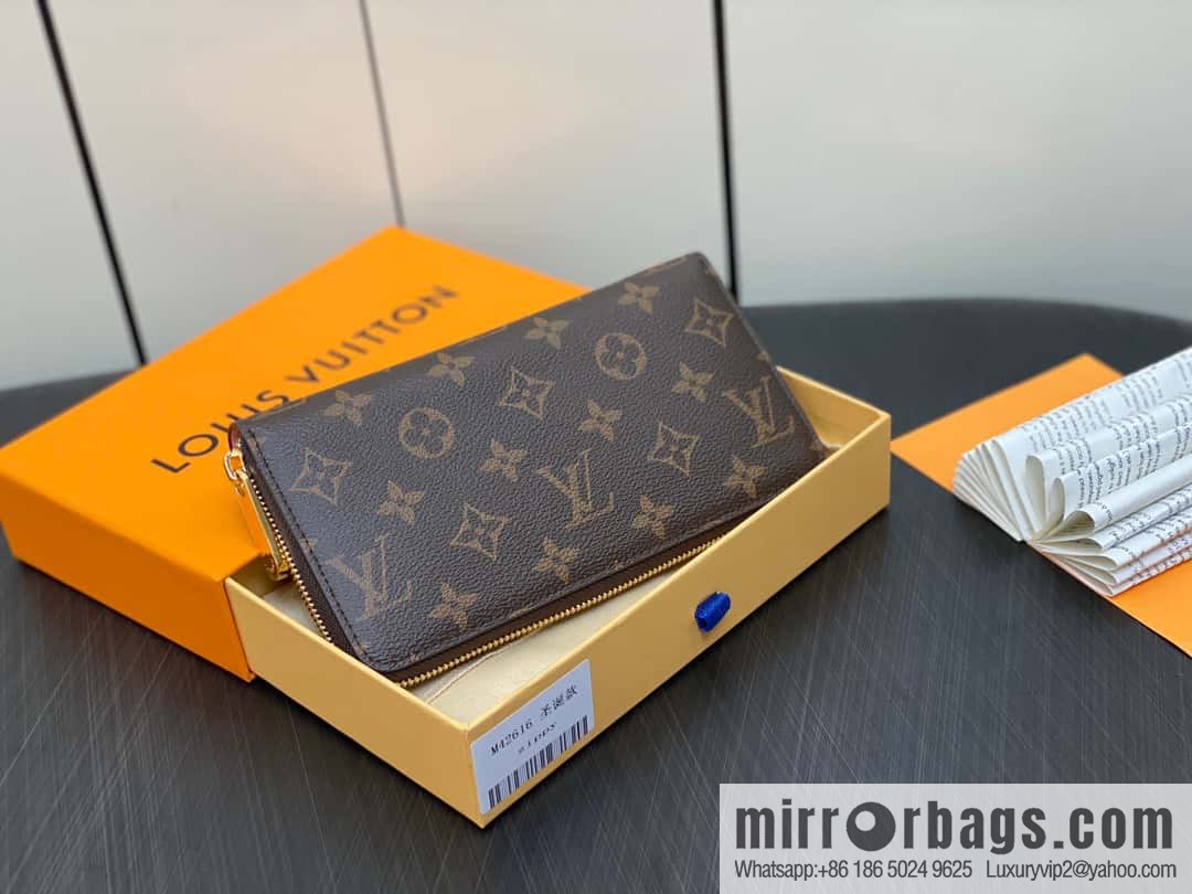 [Boutique‑grade] M42616 Christmas single zipper wallet series Zippy zipper wallet