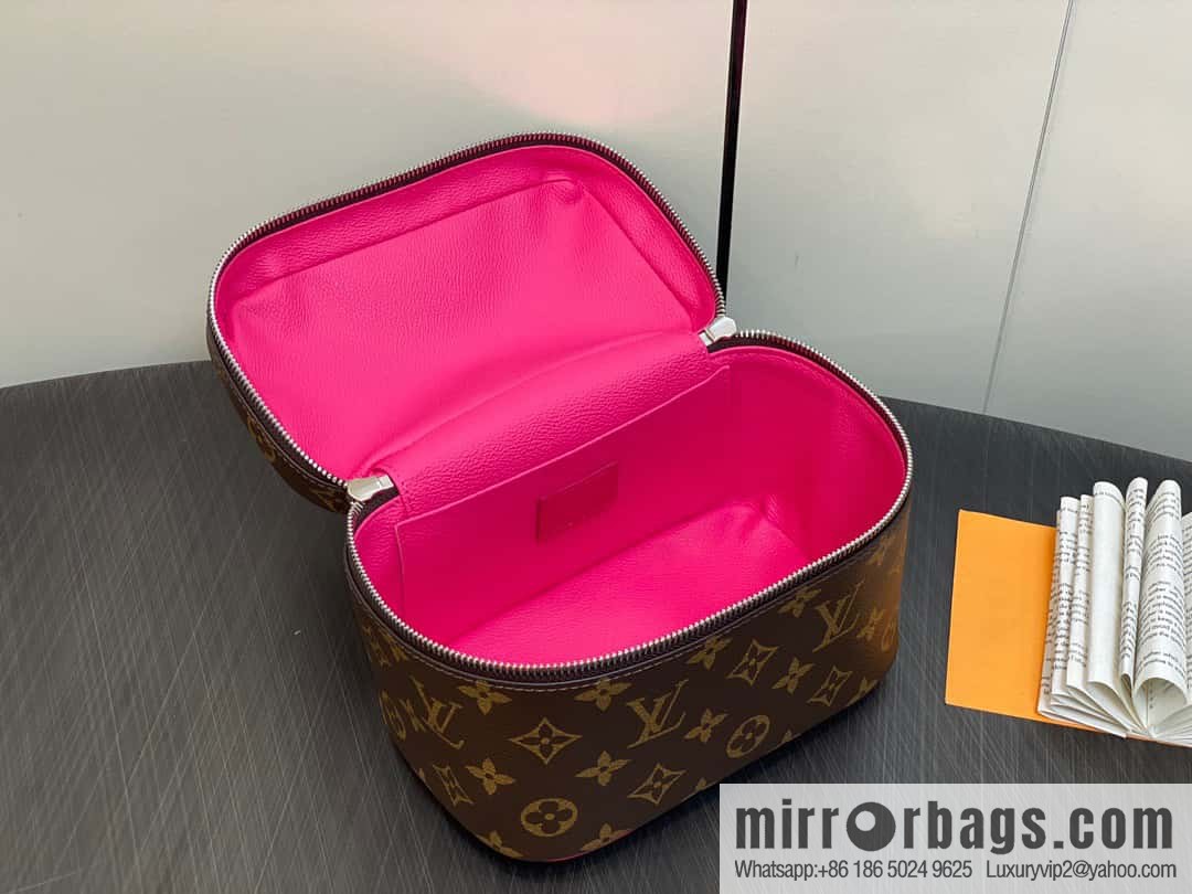 [Boutique‑grade] M46767 monogram plum red pouch series Nice mini pouch M46766