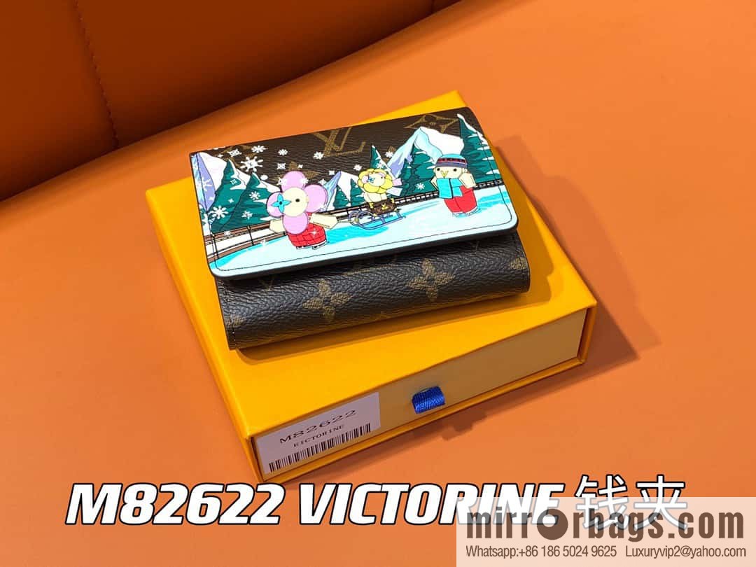 [Boutique‑grade] M82622 Christmas tri-fold wallet series, small wallet VICTORINE wallet