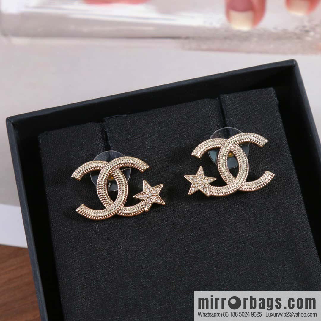 New ☑️ Chanel c1 double c five-pointed star stud earrings