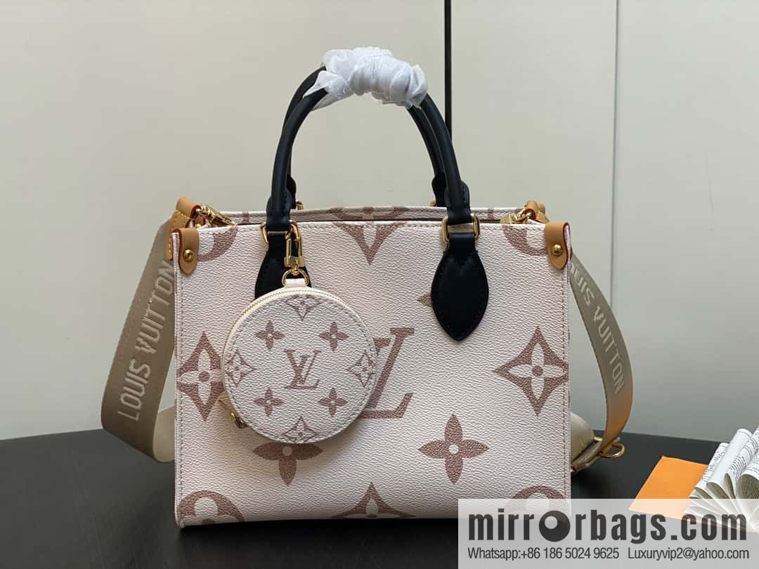 [Boutique‑grade] M24533 white flower, square bag series, this OnTheGo small handbag.