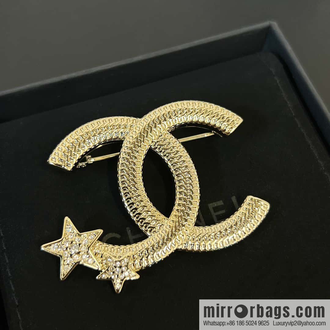 New ☑️ Chanel double c pentagram brooch