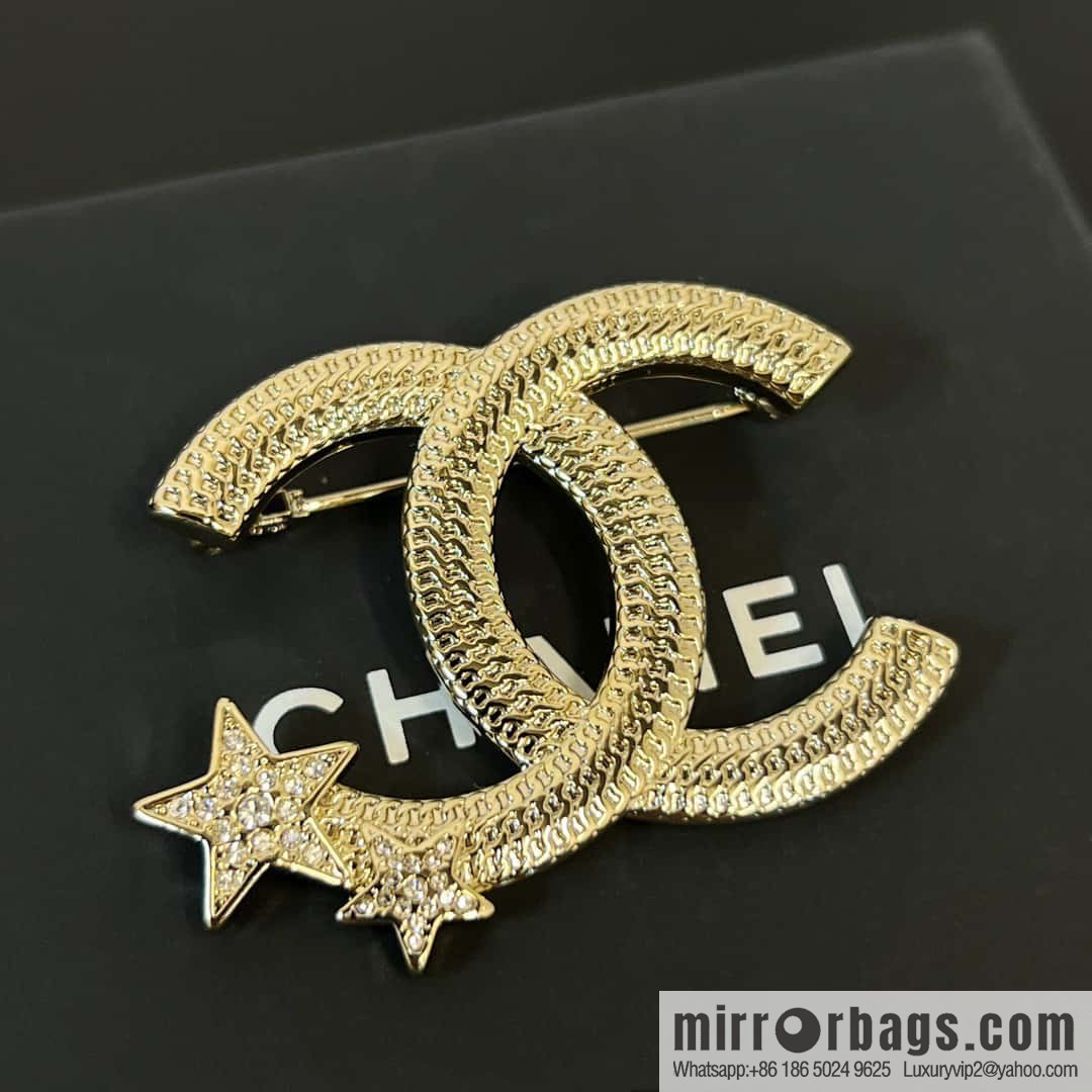 New ☑️ Chanel double c pentagram brooch