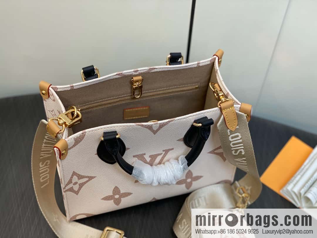 [Boutique‑grade] M24533 white flower, square bag series, this OnTheGo small handbag.